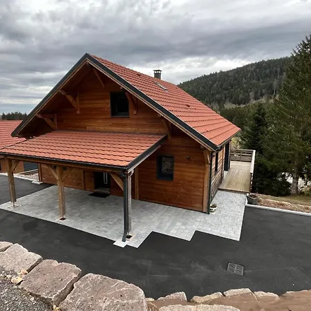Les Primeveres 4 Etoiles Chalet *